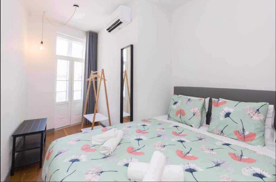Apt Clerigos Centro Historico Porto Ngoại thất bức ảnh