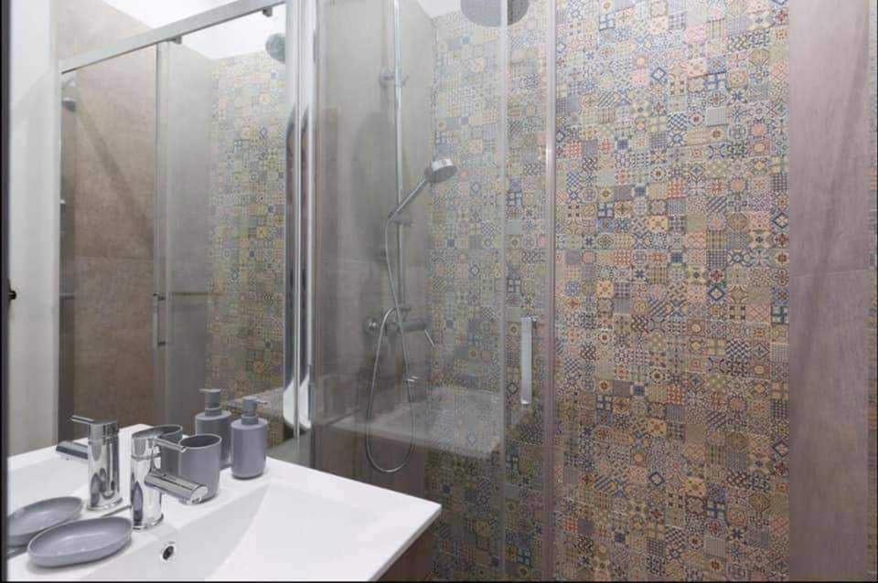 Apt Clerigos Centro Historico Porto Ngoại thất bức ảnh