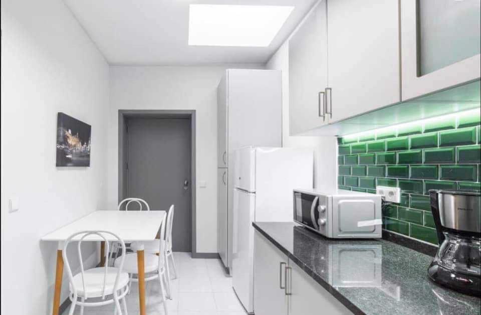 Apt Clerigos Centro Historico Porto Ngoại thất bức ảnh